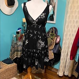 Elegant Black and White Floral Dress